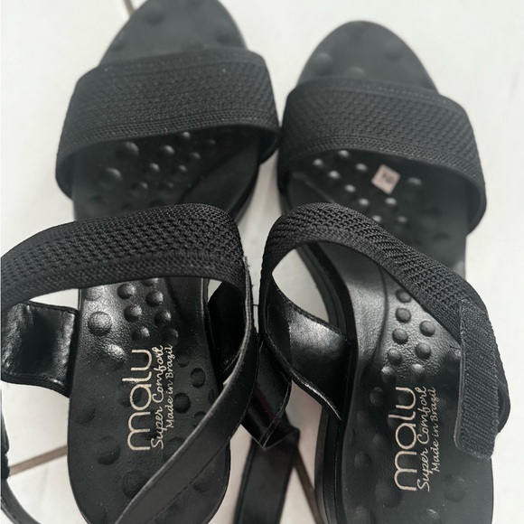 Malu Black Women's Sandals - Picture 1 of 3
